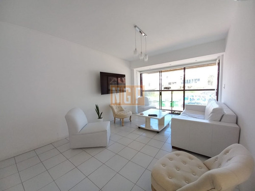 Imagen 2 de 17 de Gran Oportunidad Apartamento Reciclado Con Patio Y Parrillero Propio