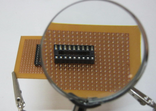 Imagen 4 de 4 de Lupa Con Soporte Y Clips De Agarre