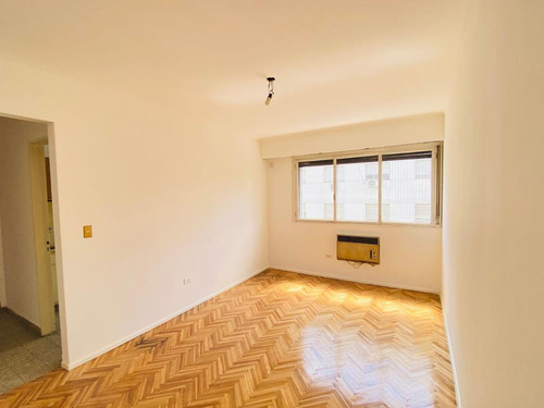 Imagen 1 de 13 de Venta 2 Ambientes En Belgrano A Modernizar