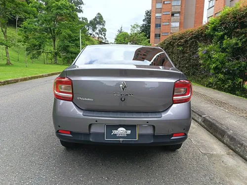Renault Logan 1.6 Intens Aut