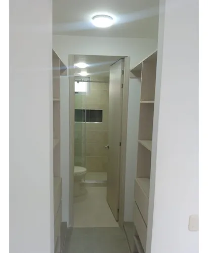 Venta Apartamento 60mts2, En Guabinas, Yumbo, 13093-1