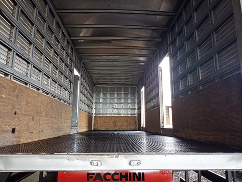 Imagem 6 de 6 de Baú De Alumínio Usado Para Caminhão Truck 8.50 M 2013