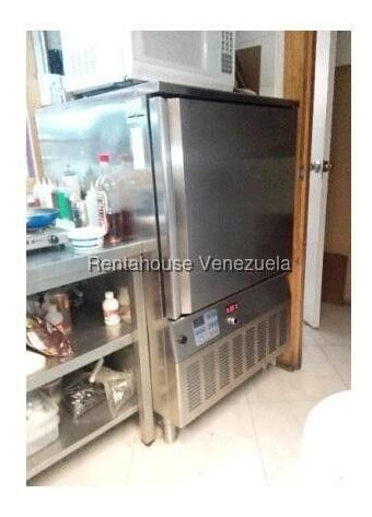 Fondo De Comercio En Venta En El Ccct Jr