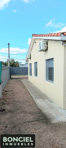 Excelente Casa 3 Dormitorios En Buena Ubicación Progreso.