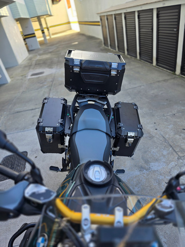 Com Protetor De Motor Givi Instalado, Baús Laterais Nunca U