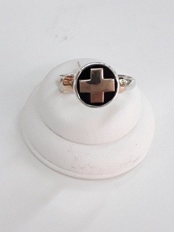Anillo Enfermera En Plata Y Oro Con Onix