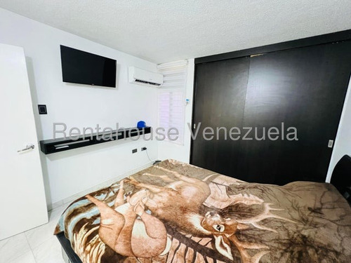Apartamento En Venta Urb Narayola Ii, Av Intercomunal Turmero 25-10745 Hc