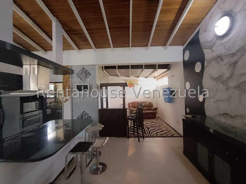Vendo Casa En Urbanización El Castaño, Código 25-7117 Cm Leer Descripción