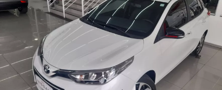 Toyota Yaris 1.5 16v Flex S Multidrive