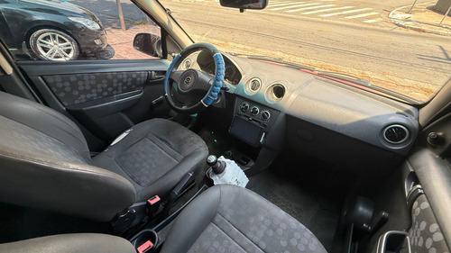 Chevrolet Prisma 1.0 Joy Flexpower 4p