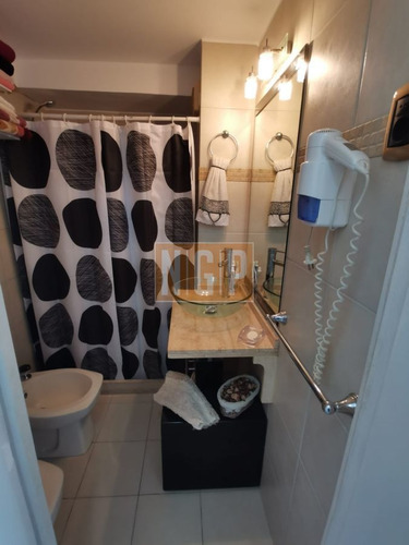 Imagen 11 de 14 de Apartamento En Peninsula, 2 Dormitorios *