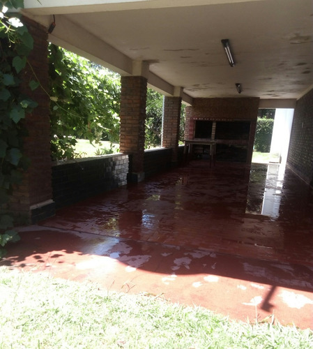 Imagen 8 de 14 de Quinta Con Gran Extensión De Parque. Nuevas Fechas.