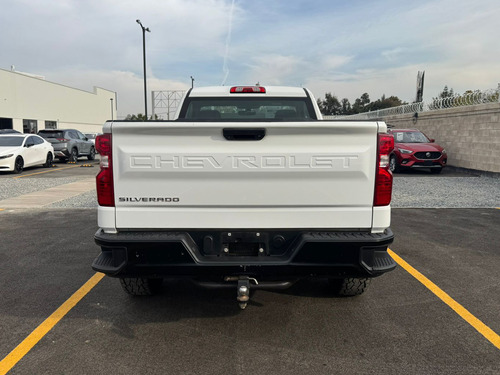Chevrolet Silverado 2p 1500 WT Cab Reg 4x4 V8/5.3 Aut