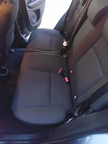 Imagen 9 de 10 de Honda Hr-v 2017 1.8 Ex 2wd Cvt