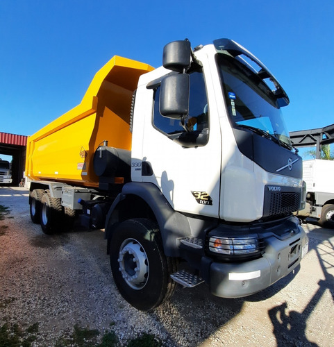 Volvo Vm Volcador 6x4 Año 2019 0km