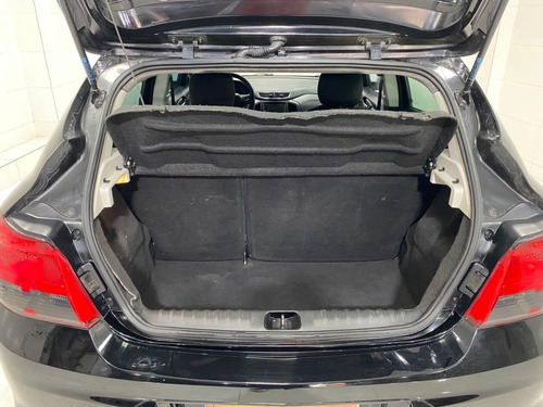 Chevrolet Onix 1.4 MPFI LTZ 8V FLEX 4P MANUAL