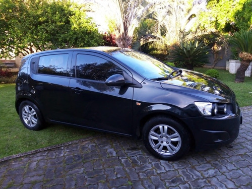 Imagem 2 de 9 de Chevrolet Sonic 2013 1.6 16v Lt Aut. 5p