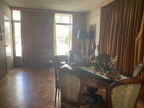 Venta Amplia Casa Apta Desarrollo 4ta Secc Mendoza