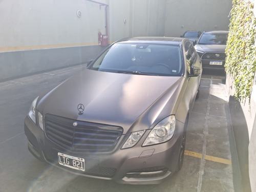 Imagen 2 de 13 de Mercedes Benz E250 Espectacular