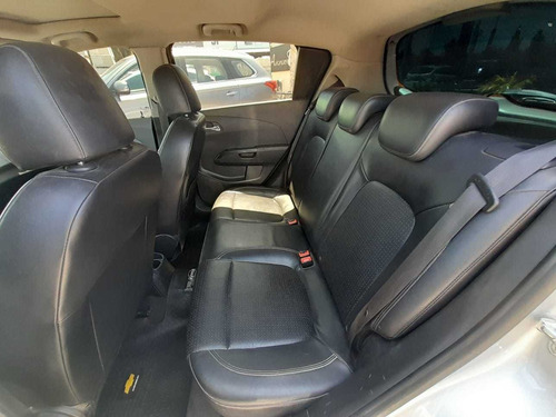 Imagen 9 de 13 de Chevrolet Sonic 1.6 4 Ptas Ltz 2013
