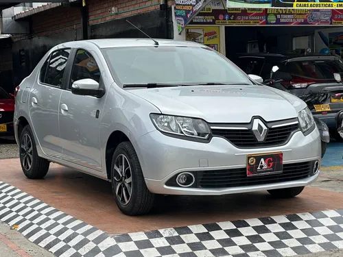 Renault Logan INTENS 1.6 AT