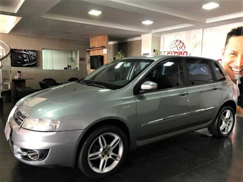 Imagem 3 de 11 de Fiat Stilo Flex Dualogic
