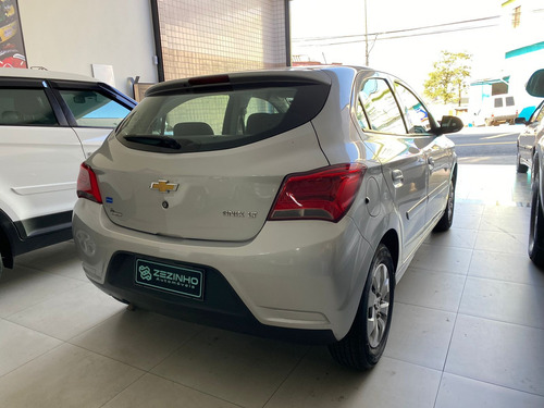 Chevrolet Onix 1.0 Lt 5p