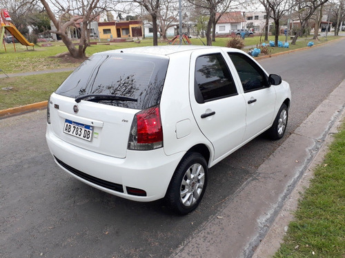 Imagen 11 de 13 de Fiat Palio 2016 13 Mil Km