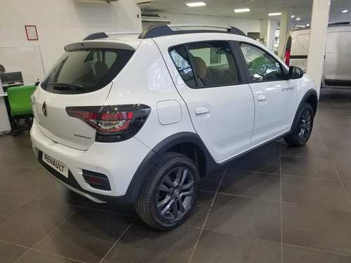 Imagen 9 de 15 de Stepway Intens Cvt 1.6 Retira Ya! Anti + Cuotas A 0% (aes)