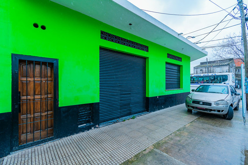 Locales Comerciales Lote Prop Venta Casanova Centr