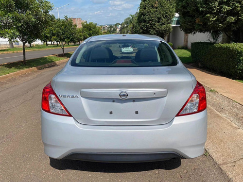 Imagen 12 de 12 de Nissan Versa 2017 1.6 Sense Mt
