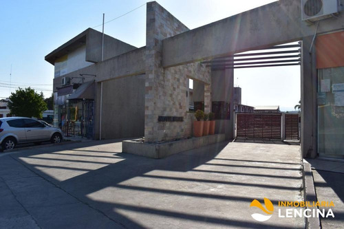 Imagen 4 de 18 de Duplex En Venta - 1 Dormitorio Con Cochera - Miguel Muñoz - Carlos Paz