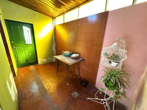 Casa En Venta 4 Dormitorios Y Cochera Moreno