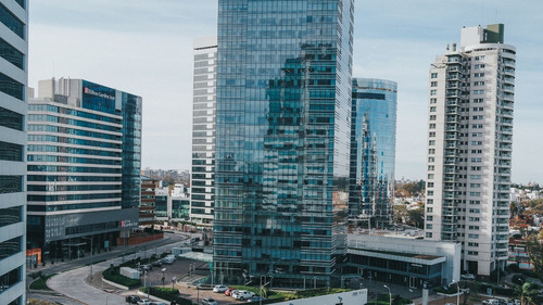 Alquier De Oficina En Wtc Montevideo
