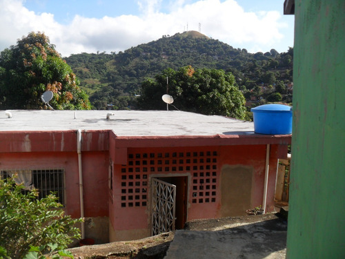 Imagen 7 de 22 de Casa En Paracotos! Para Los Amantes Del Mar.