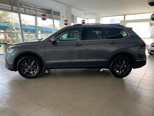 Imagen 5 de 14 de Volkswagen Tiguan Comfortline 2022