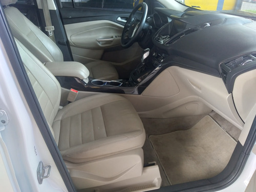 Ford Escape 2.0 Titanium Año 2014 4 Cil