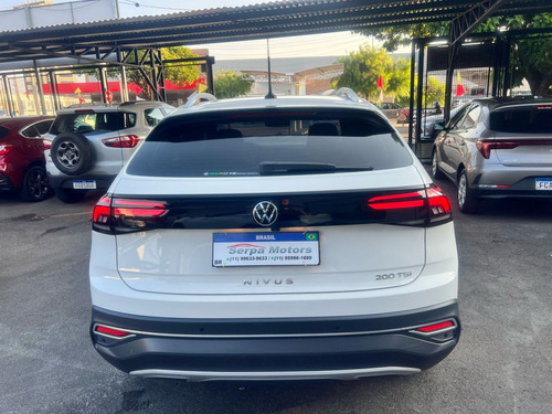 Volkswagen Nivus 1.0 4P FLEX 200 TSI HIGHLINE TURBO AUTOMÁTICO
