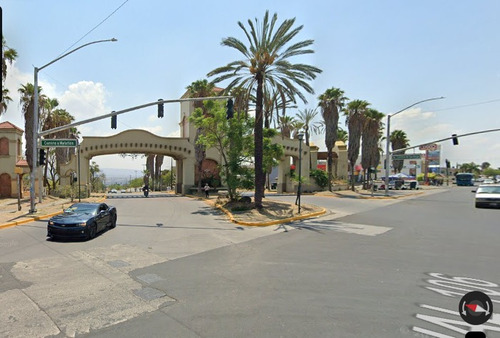 Casa Ubicada En Fraccionamiento Urbi Quinta Santiago, Tonalá Jalisco. Con 2 Recamaras Y 108m2. A Unos Minutos De Parque El Mirador.