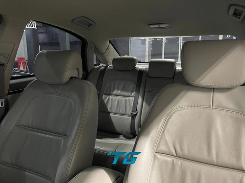 Hyundai Azera 3.3 MPFI GLS SEDAN V6 24V GASOLINA 4P AUTOMÁTICO