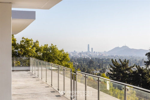 Espectacular Casa En Lo Curro Venta De 6 Dorm. En Vitacura