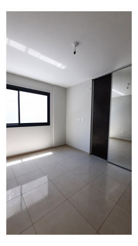 Imagen 24 de 30 de Vendo Departamento A Media Cuadra De Plaza Colón 2 Dor Centro