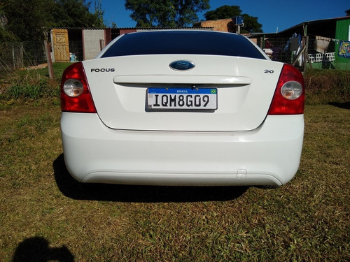Ford Focus Sedan 2009 2.0 Ghia 4p