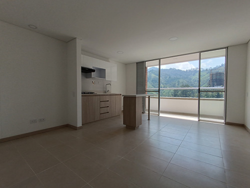 Apartamento En Venta En Sabaneta - Loma De San Jose 