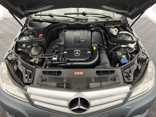 Mercedes Benz C 180 Cgi Blueefficiency Mt 1.8