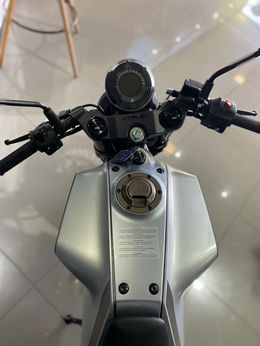 Imagen 3 de 16 de Vitpilen 401 | No Ktm, No Ducati, No Yamaha, No Honda