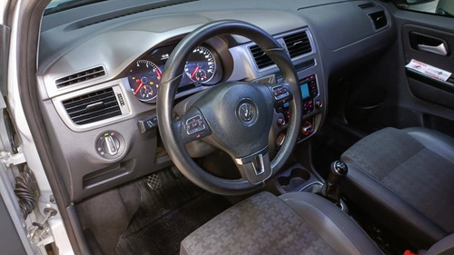 Imagem 2 de 20 de Spacefox Comfortline 1.6 Flex Completa Msi