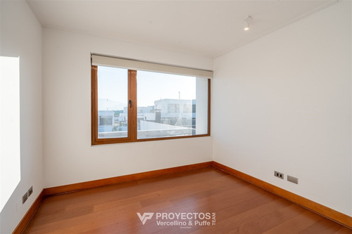 Casa Nueva En Arriendo De 4 Dorm. + Office Sector Monseñor