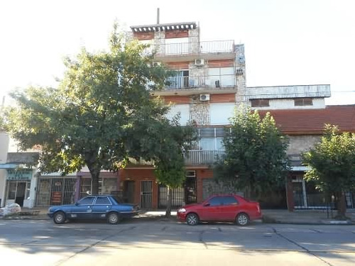 Departamento En Venta De 2 Ambientes Av. Gral. Mosconi 1200, Lomas Del Mirador