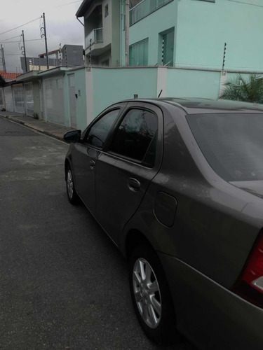 Toyota Etios 2019 1.5 X Plus 16v Aut. 4p